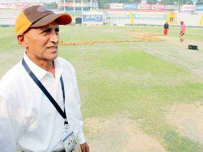 BCCI के चीफ क्यूरेटर दलजीत सिंह ने 22 साल के कार्यकाल के बाद क्रिकेट के मैदान को कहा अलविदा 2
