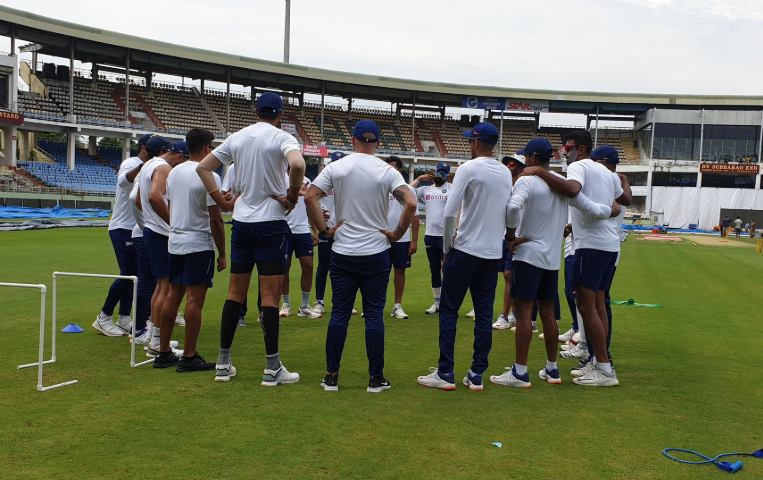 INDvSA, पहला टेस्ट: भारतीय टीम ने नेट्स पर बहाया जमकर पसीना, देखें तस्वीरें और वीडियो 4