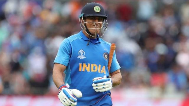 REPORTS: महेंद्र सिंह धोनी बांग्लादेश के खिलाफ खेल सकते हैं अपना अंतिम सीरीज 1
