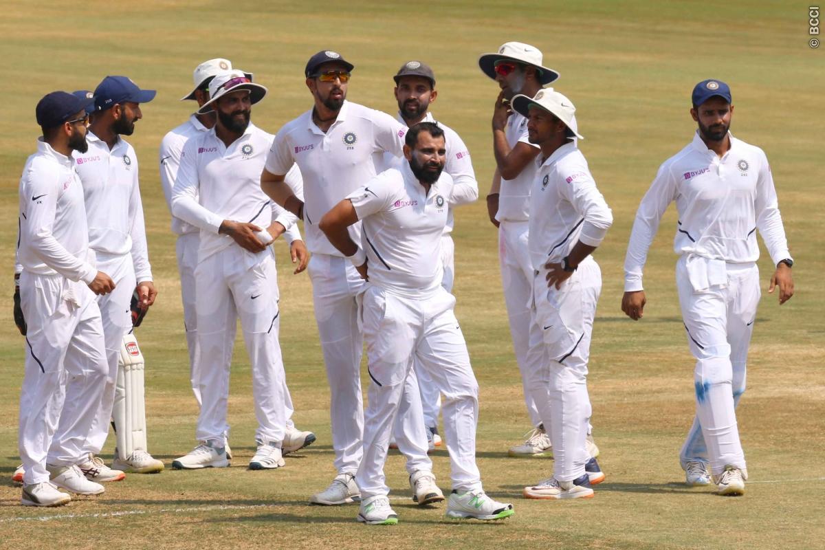 भारतीय टीम ने दक्षिण अफ्रीका को पहले टेस्ट मैच में 203 रनों से हराया, आखिरी दिन शमी और जडेजा बने हीरो 2