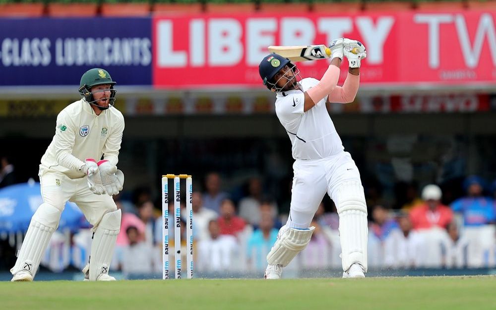 INDvSA, तीसरा टेस्ट: रोहित शर्मा के दोहरे शतक और उमेश यादव के छक्कों की बौछार के बाद भारत ने घोषित की पारी 4 INDvSA, तीसरा टेस्ट: रोहित शर्मा के दोहरे शतक और उमेश यादव के छक्कों की बौछार के बाद भारत ने घोषित की पारी 4