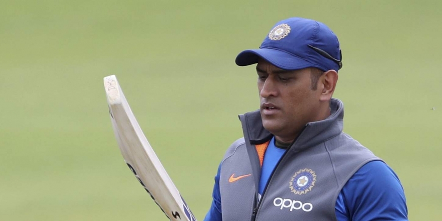 INDvSA: रांची टेस्ट मैच के पहले दिन महेंद्र सिंह धोनी मैदान में रहेंगे मौजूद 3