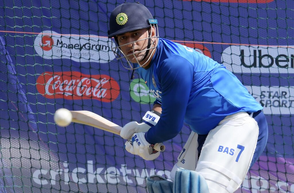 IPL 2020 के बाद संन्यास ले सकते हैं चेन्नई सुपर किंग्स के ये 3 खिलाड़ी 4 IPL 2020 के बाद संन्यास ले सकते हैं चेन्नई सुपर किंग्स के ये 3 खिलाड़ी 2