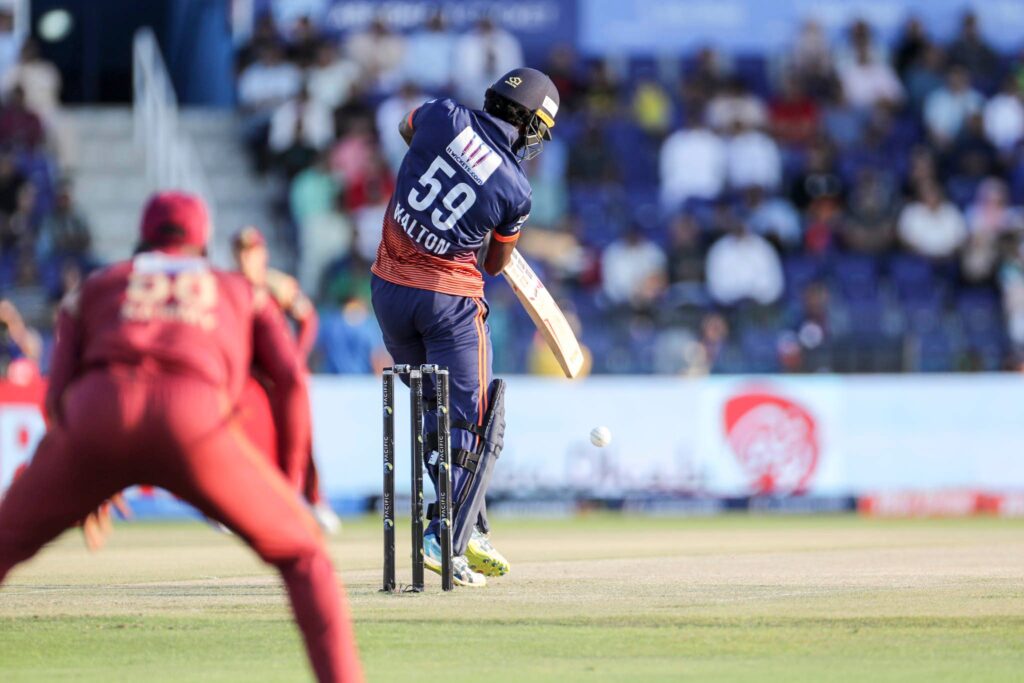 T10 लीग, MAvNW: युवराज सिंह की मराठा अरेबियंस को मिली करारी हार, आंद्रे रसेल चमके 2 T10 लीग, MAvNW: युवराज सिंह की मराठा अरेबियंस को मिली करारी हार, आंद्रे रसेल चमके 2