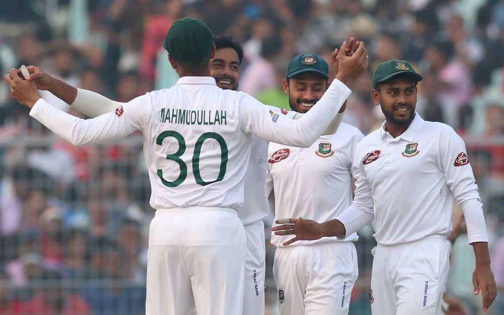 INDvBAN, दूसरा टेस्ट: भारत ने 347 के स्कोर पर घोषित की पारी, बांग्लादेश को दूसरी पारी में लगे शुरूआती झटके 3 INDvBAN, दूसरा टेस्ट: भारत ने 347 के स्कोर पर घोषित की पारी, बांग्लादेश को दूसरी पारी में लगे शुरूआती झटके 3