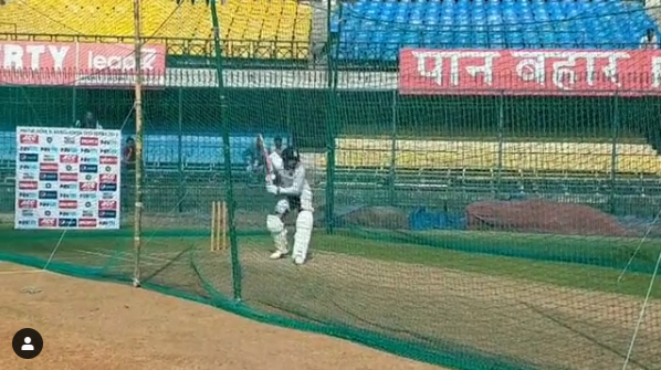 वीडियो: भूटान से वापस आने के बाद नेट्स में विराट कोहली ने सभी गेंदबाजों को थकाया, लगाए अद्भुत शॉट्स 4 वीडियो: भूटान से वापस आने के बाद नेट्स में विराट कोहली ने सभी गेंदबाजों को थकाया, लगाए अद्भुत शॉट्स 3