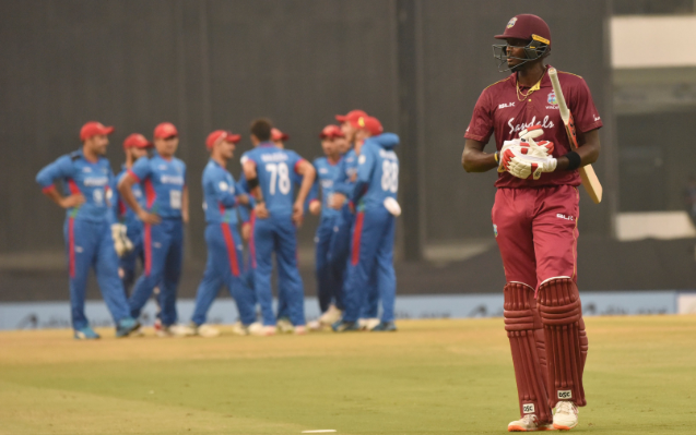 AFGvWI, दूसरा वनडे: अफगानिस्तान को 47 रनों से हराकर वेस्टइंडीज ने सीरीज में बनाई अजेय बढ़त 3 AFGvWI, दूसरा वनडे: अफगानिस्तान को 47 रनों से हराकर वेस्टइंडीज ने सीरीज में बनाई अजेय बढ़त 2