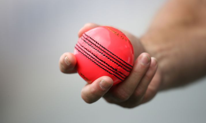 INDvsBAN: 'पिंक बॉल' से खेल चुके चेतेश्वर पुजारा ने बताया, टीम इंडिया को होगी ये परेशानी 2 पिंक बॉल