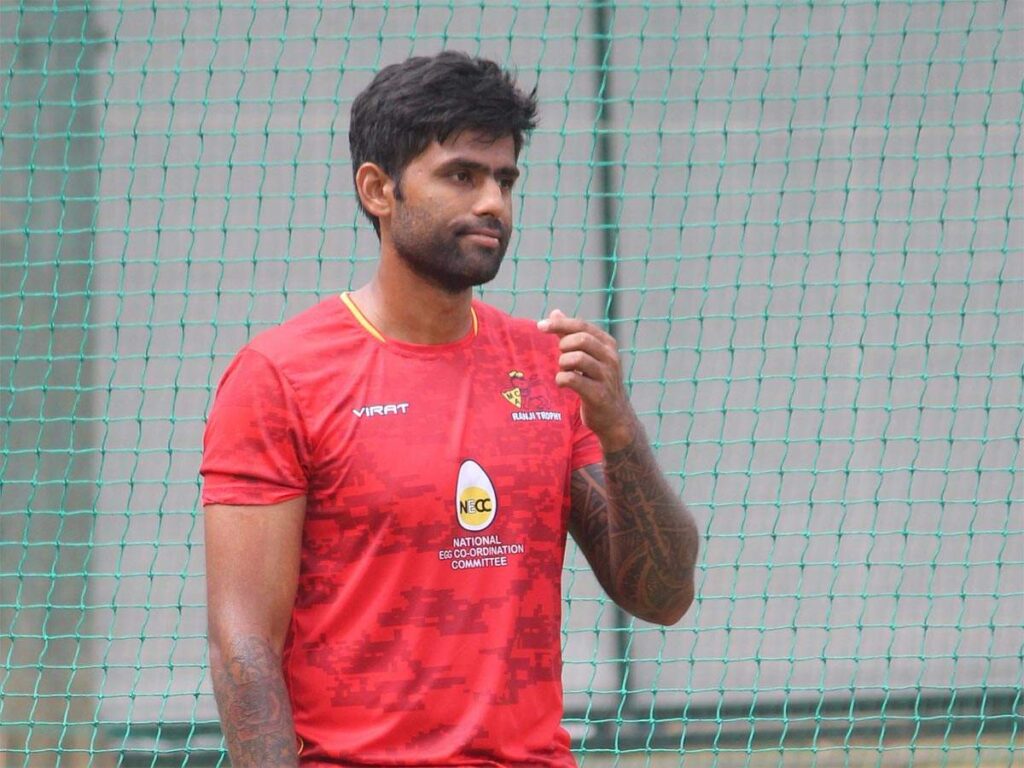 सैयद मुश्ताक अली ट्रॉफी के लिए मुंबई की टीम घोषित, शानदार फॉर्म में चल रहे खिलाड़ी को किया गया नजरअंदाज 2 सैयद मुश्ताक अली ट्रॉफी के लिए मुंबई की टीम घोषित, शानदार फॉर्म में चल रहे खिलाड़ी को किया गया नजरअंदाज 2