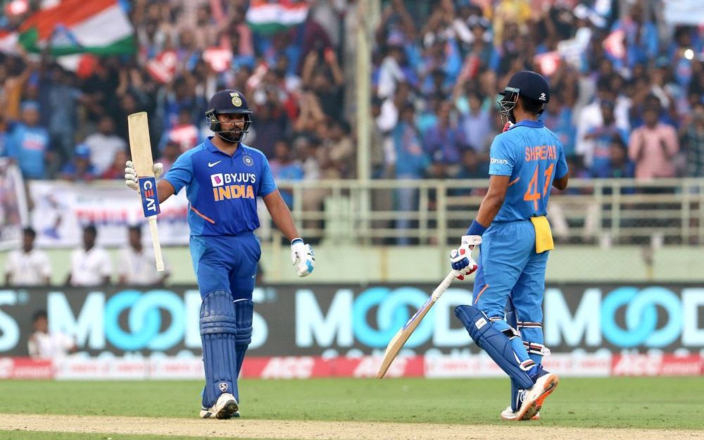 IND v WI : 'मैन ऑफ़ द मैच' बने रोहित शर्मा ने खुद से ज्यादा की इस भारतीय खिलाड़ी की तारीफ 3