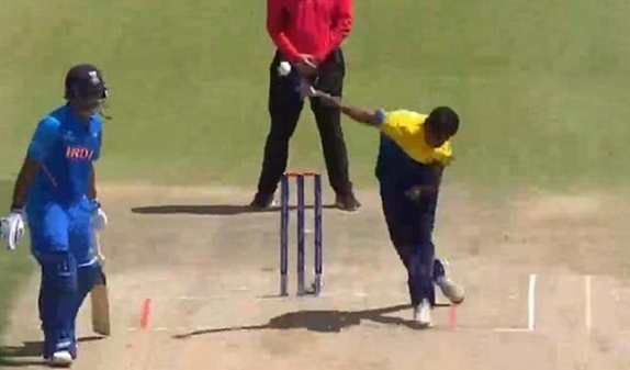 वीडियो : क्या अंडर-19 विश्व कप में श्रीलंका के गेंदबाज ने फेंकी 175 किलोमीटर प्रतिघंटे की रफ्तार से गेंद? 3