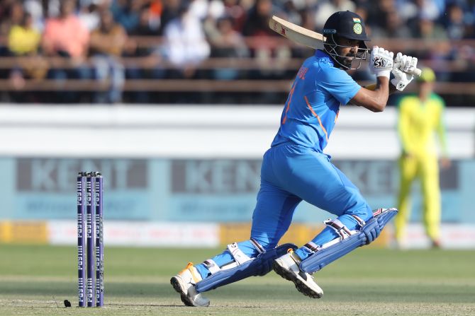 IND vs AUS, तीसरा वनडे: चोटिल खिलाड़ियों से जूझ रही भारतीय टीम इस प्लेइंग इलेवन के साथ खेल सकती है मैच 6