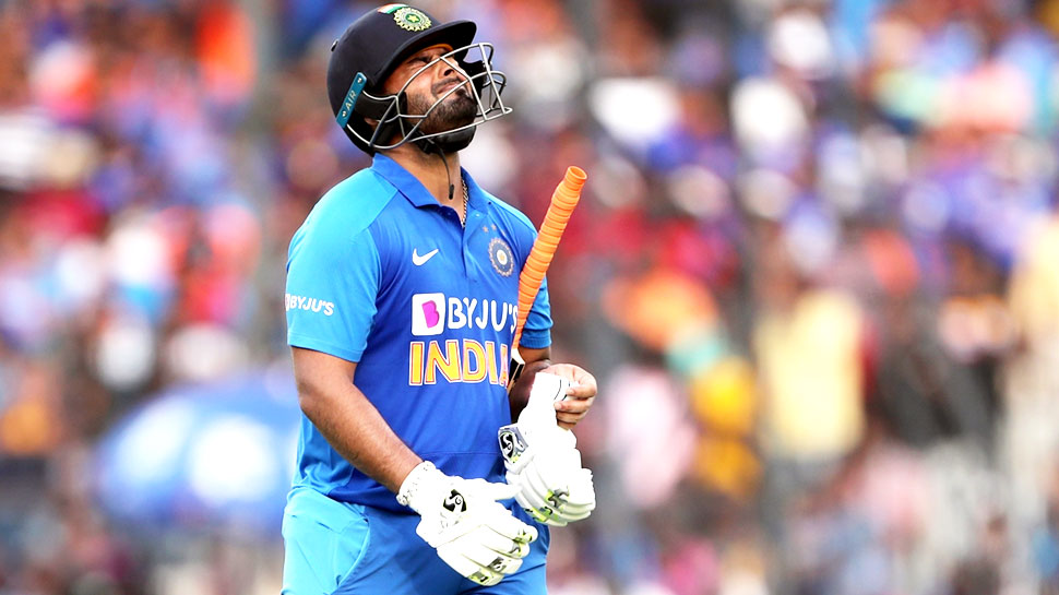 NZ vs IND: न्यूज़ीलैंड के खिलाफ दूसरे वनडे में मिली हार के बाद विराट कोहली इन खिलाड़ियों को दिखा सकते हैं बाहर का रास्ता 2