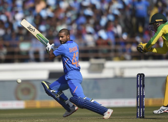 इंजरी अपडेट: क्या राजकोट में चोटिल हुए शिखर धवन खेलेंगे बैंगलोर वनडे? 2