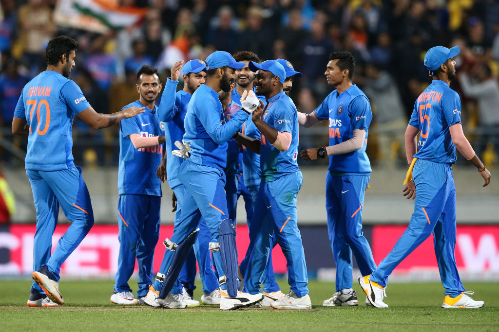 सुपर ओवर में जीत हासिल करने के बाद भी भारतीय टीम पर लगा जुर्माना 3