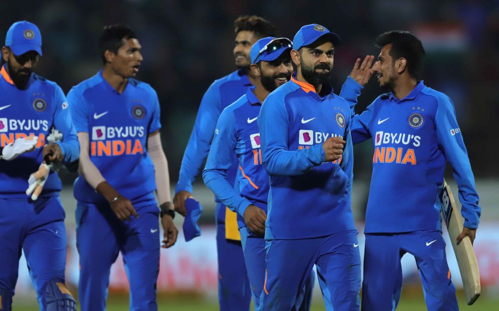 IND vs AUS, तीसरा वनडे: चोटिल खिलाड़ियों से जूझ रही भारतीय टीम इस प्लेइंग इलेवन के साथ खेल सकती है मैच 1