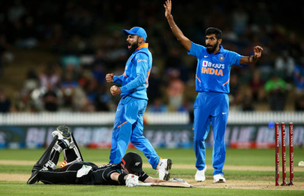 न्यूजीलैंड की टीम ने पहले एकदिवसीय मैच में भारत को 4 विकेट से हराया, विराट की ये गलती बनी वजह 3