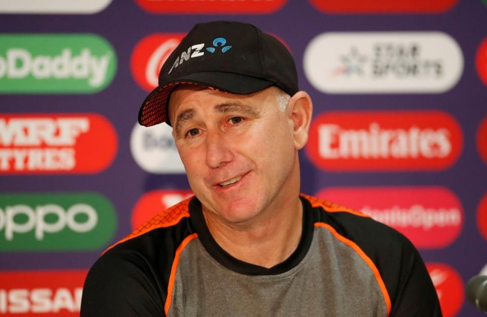 भारत के खिलाफ शानदार जीत के बावजूद, क्यों हो रही है न्यूजीलैंड के कोच गैरी स्टीड की आलोचना ? 11