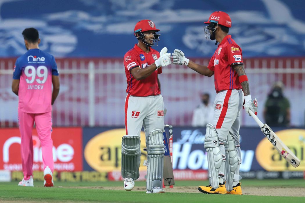राजस्थान के मैच में देखें कैसे चेन्नई सुपर किंग्स ने किया मयंक अग्रवाल को आउट 2