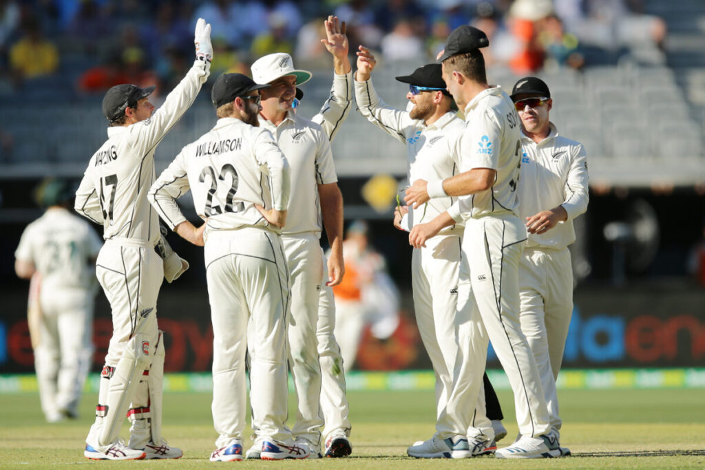 NZvsWI: दूसरे टेस्ट मैच के दूसरे दिन मजबूत स्थिति में पहुंची न्यूजीलैंड, बड़ी बढ़त की तरफ बढ़ी टीम 2