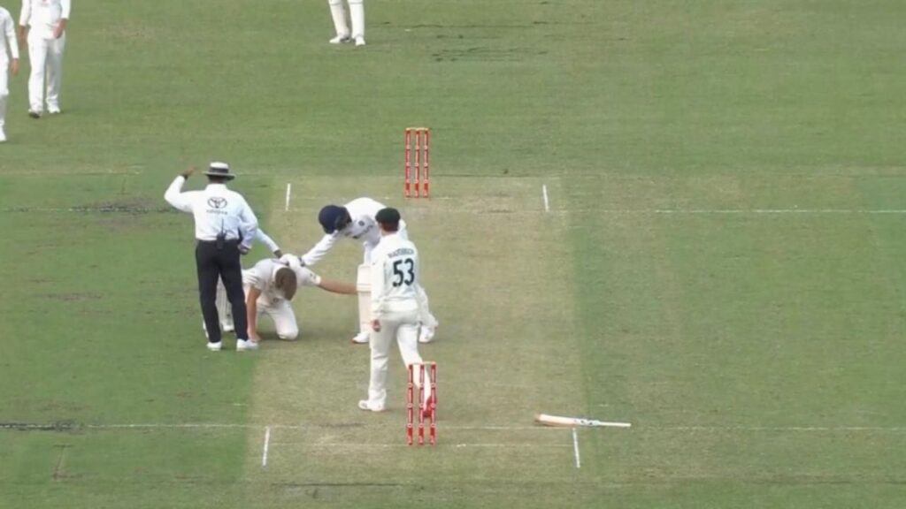 AUSvsIND: प्रैक्टिस मैच में कैमरून ग्रीन के सिर पर लगी गेंद, बल्ला छोड़ देखने के लिए भागे सिराज, देखे वीडियो 2