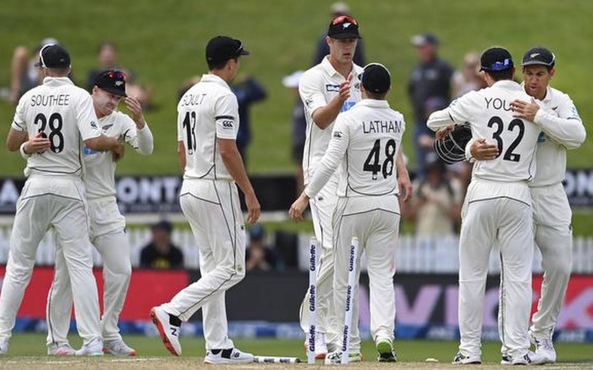NZvsWI: दूसरे टेस्ट मैच के दूसरे दिन मजबूत स्थिति में पहुंची न्यूजीलैंड, बड़ी बढ़त की तरफ बढ़ी टीम 1