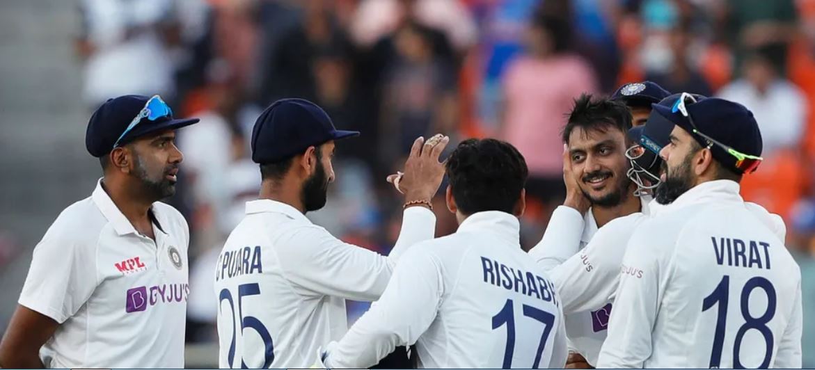 MATCH REPORT : इन 2 खिलाड़ियों के दम पर भारत ने दूसरे दिन ही इंग्लैंड को 10 विकेट से हराया 3