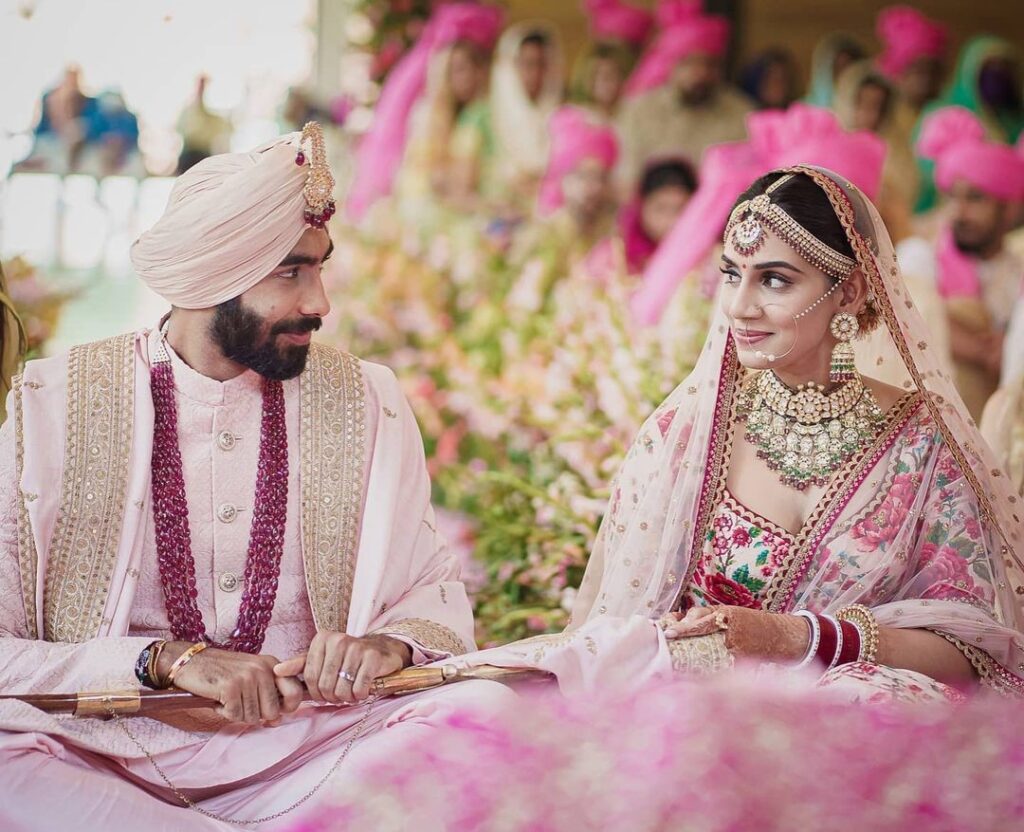 क्रिकेटर्स प्रतिक्रिया : युवराज सिंह से लेकर हार्दिक पांड्या तक ने दी जसप्रीत बुमराह को शादी की बधाई 2