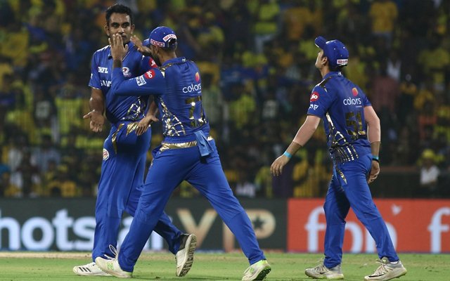 IPL 2021: सरप्राइज पैकेज के तौर पर यूज करती है मुंबई इंडियंस, सिर्फ 2 मैच खेल कर 5 करोड़ लेता है यह खिलाड़ी 2 IPL 2021: सरप्राइज पैकेज के तौर पर यूज करती है मुंबई इंडियंस, सिर्फ 2 मैच खेल कर 5 करोड़ लेता है यह खिलाड़ी 2
