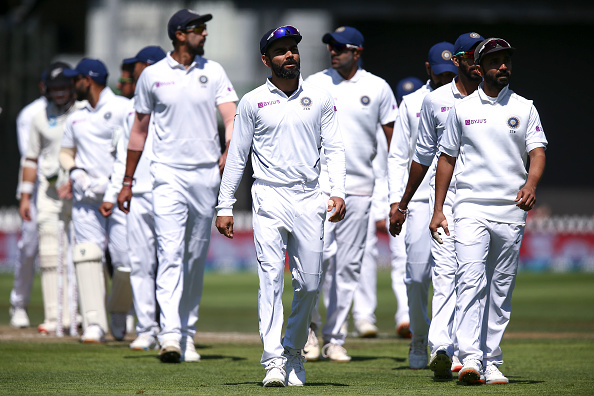 REPORTS- इंग्लैंड के खिलाफ टेस्ट सीरीज पर मंडरा रहा खतरा, भारतीय टीम के 2 खिलाड़ी निकले कोरोना पॉजिटिव 3