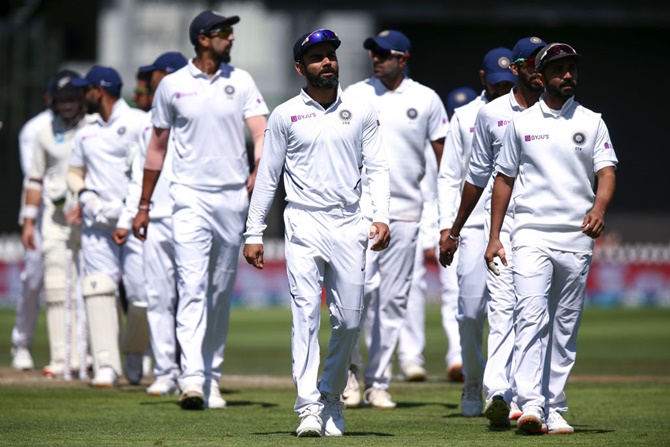 ENG vs IND: इंग्लैंड के खिलाफ दूसरे टेस्ट की प्लेइंग इलेवन देख भड़के लोग, इस खिलाड़ी को टीम में शामिल करने की उठाई मांग 3