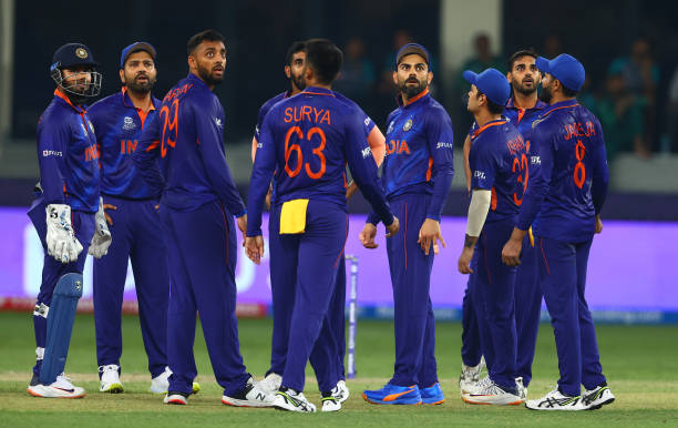 ICC T20WC- न्यूजीलैंड के खिलाफ भारतीय टीम में होंगे कई बड़े बदलाव, महेंद्र सिंह धोनी के इस खिलाड़ी को मौका मिलना तय! 1