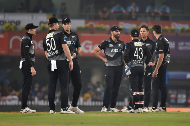 INDvsNZ- तीसरे टी20 मैच में सम्मान बचाने के लिए भारत के खिलाफ इन 11 खिलाड़ियों के साथ उतर सकती है न्यूजीलैंड 18