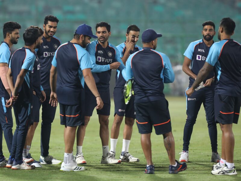 IND vs NZ: पहले टी20 के लिए आकाश चोपड़ा ने चुनी टीम इंडिया का प्लेइंग XI,इन 4 बड़े खिलाड़ियों को किया बाहर 9