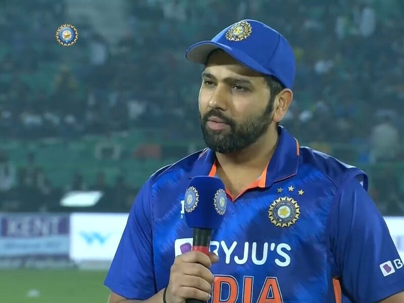 पहले ही मैच में मिली जीत के बाद भी खुश नहीं हैं कप्तान रोहित शर्मा, खिलाड़ियों के इस रवैये से निराश 4