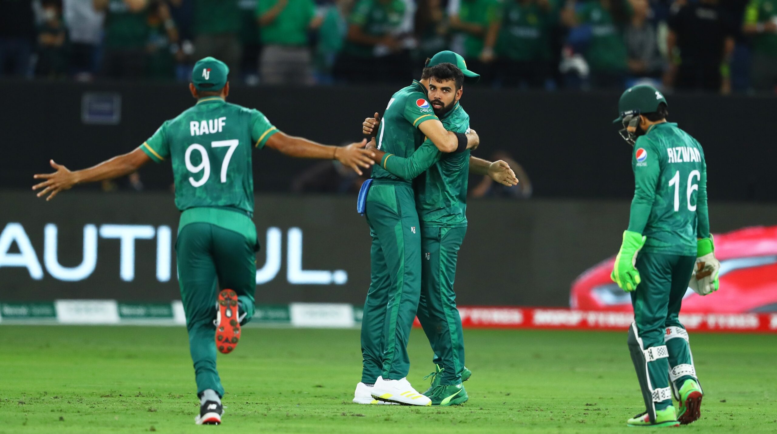 ICC T20 WORLD CUP 2021: फिर से पाकिस्तान में फूटेंगे टीवी स्क्रीन, रोमांचक मैच में ऑस्ट्रेलिया ने हरा फाइनल में बनाई जगह 3