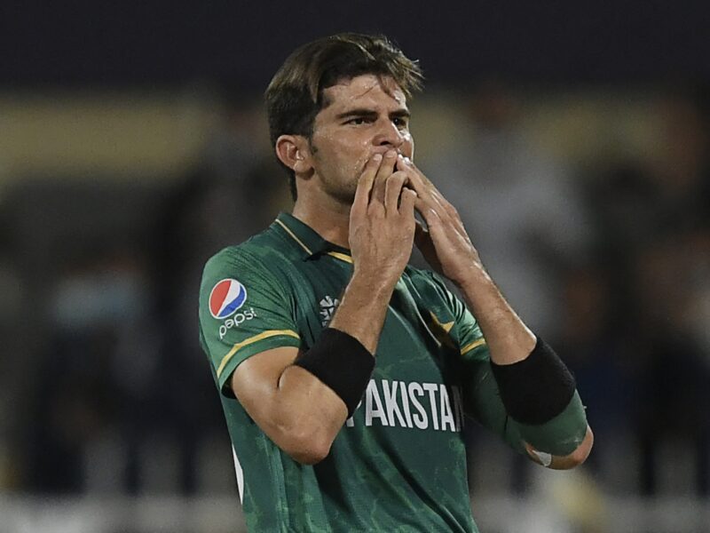 पाकिस्तानी गेंदबाज शाहीन अफरीदी की ICC ने निकाल दी सारी हेकड़ी, 'माफी' मांगने के बावजूद दी ये सजा 5