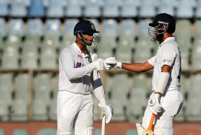 INDvsNZ : LUNCH REPORT-मुंबई टेस्ट के तीसरे दिन लंच तक भारतीय टीम मजबूत, न्यूजीलैंड पर हो चुकी है भारी बढ़त, जाने लंच तक के खेल का हाल 9