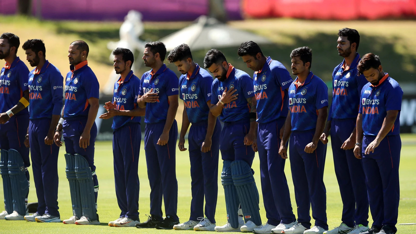 IND vs SA: आखिरी वनडे में भी नहीं मिली मोहम्मद सिराज को जगह, सोशल मीडिया पर फूटा फैन्स का गुस्सा 25