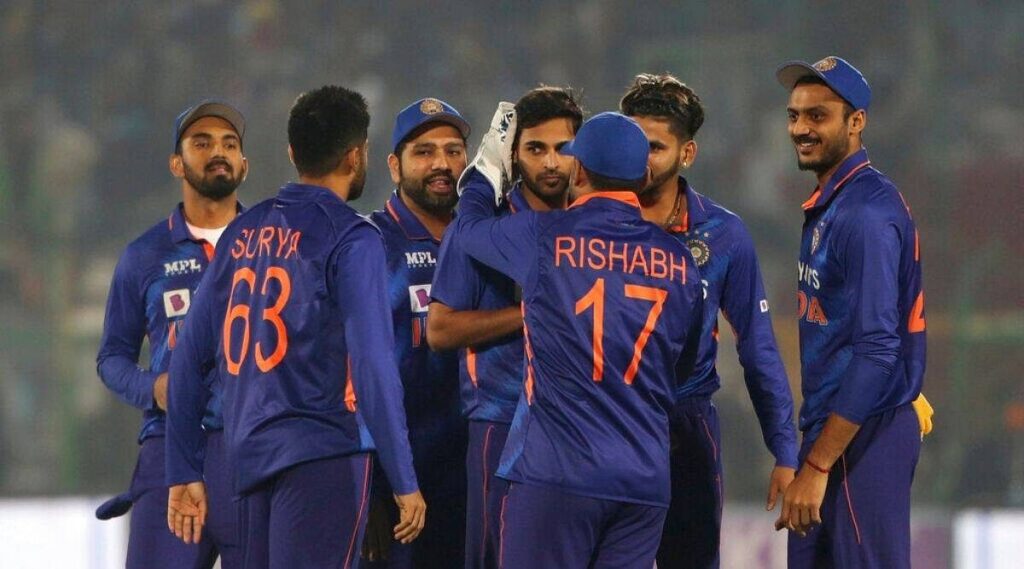 IND VS SA ODI Series: ये खिलाड़ी बन गये हैं Team India के लिए विलेन, टीम इंडिया से करना होगा बाहर 2