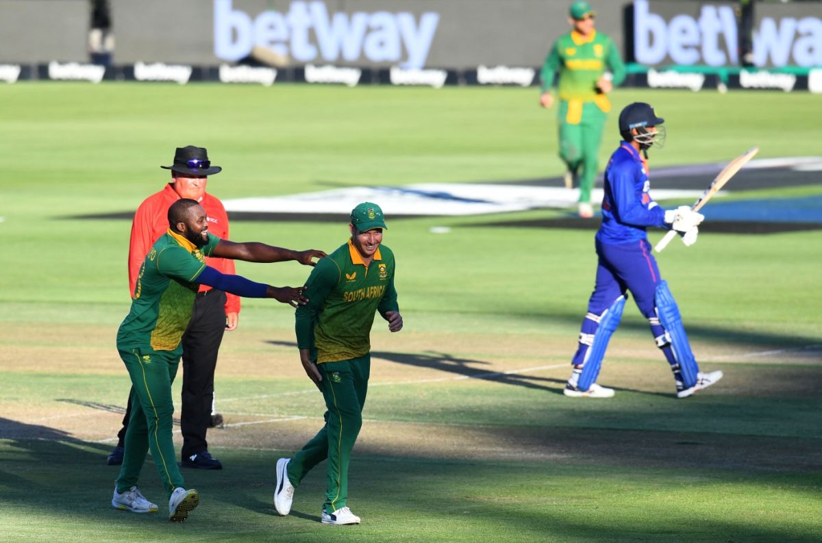 INDvsSA- ऋषभ पंत के शॉट से विराट कोहली हुए गुस्से से लाल, कैमरे के सामने ही सीखा दिया सबक 6