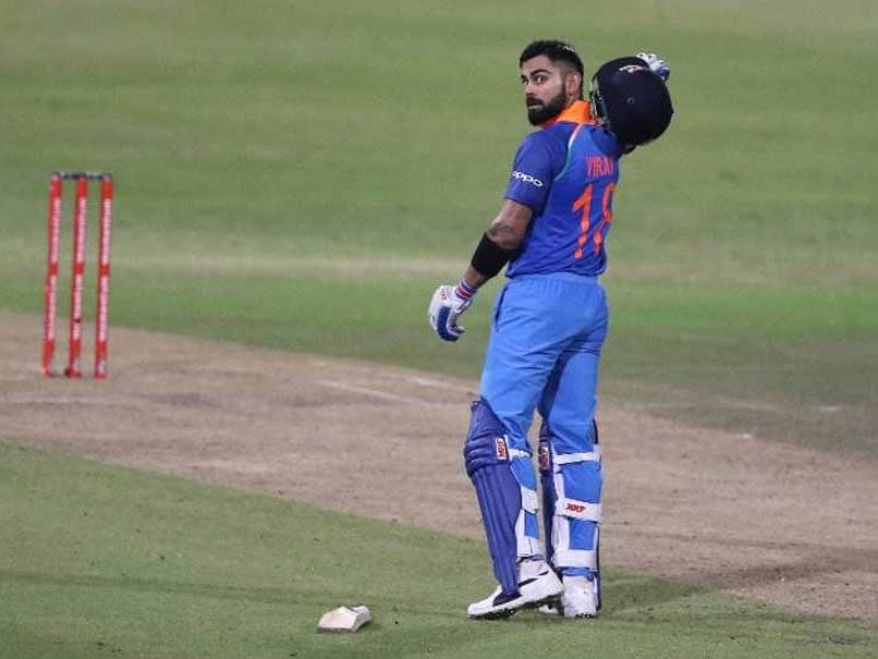 पहली बार कैमरे के सामने आई VIRAT KOHLI की बेटी वामिका, देखकर लोगों ने कहा-"ये तो विराट की कार्बन कॉपी है" 7