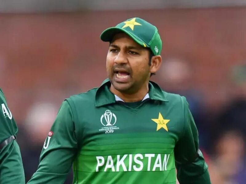 सरफराज अहमद का अपने ही देश के खिलाड़ी पर पारा गरम, बताया-पाकिस्तान को बेचने वाला फिक्सर 2