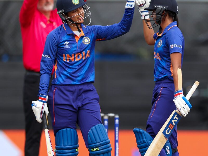 महिला विश्व कप- स्मृति मंधाना और हरमनप्रीत कौर के शतकों की मदद से वेस्टइंडीज के खिलाफ भारत का विशाल स्कोर 3