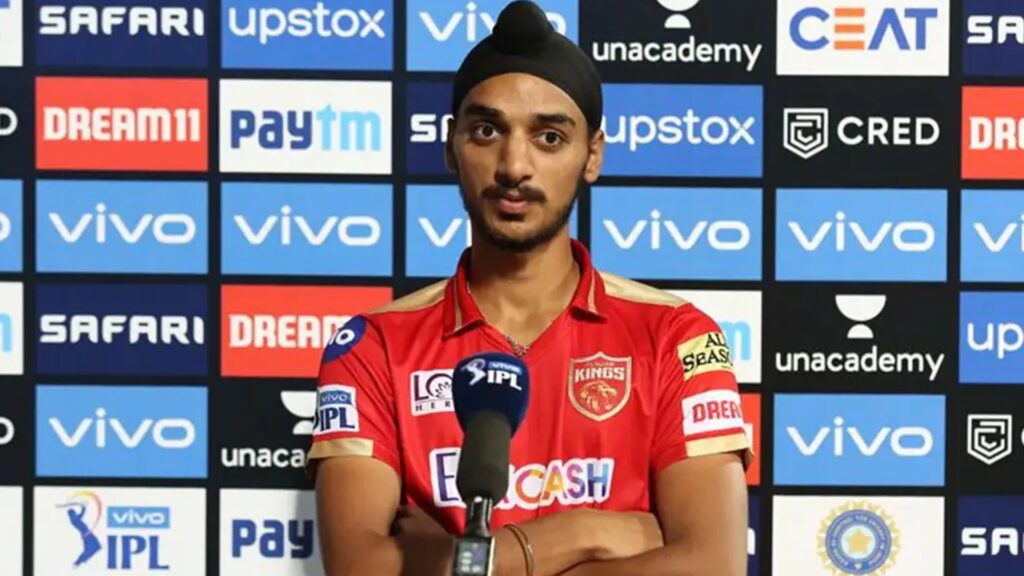 पंजाब किंग्स के इन दो बल्लेबाजों के कारण अर्शदीप को मिली टीम इंडिया में जगह, खुद सामने आकर किया खुलासा 2 Arshdeep Singh Statement After Joining Team India