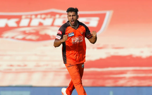 IPL 2022- भारत के इस दिग्गज की बड़ी मांग, उमरान मलिक को टीम इंडिया में जल्द मिले मौका 2