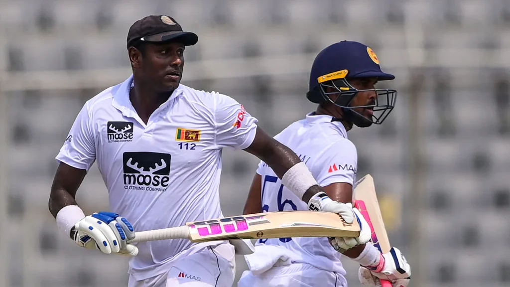 BAN vs SL: मैथ्यूज-चंडीमल की शतकीय पारी की बदौलत श्रीलंका ने हासिल की 141 रनों की बढ़त 2