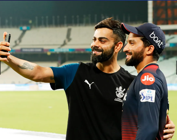 IPL 2022- मैच खत्म होने के बाद विराट कोहली ने रजत पाटीदार को लेकर कही खास बात 7