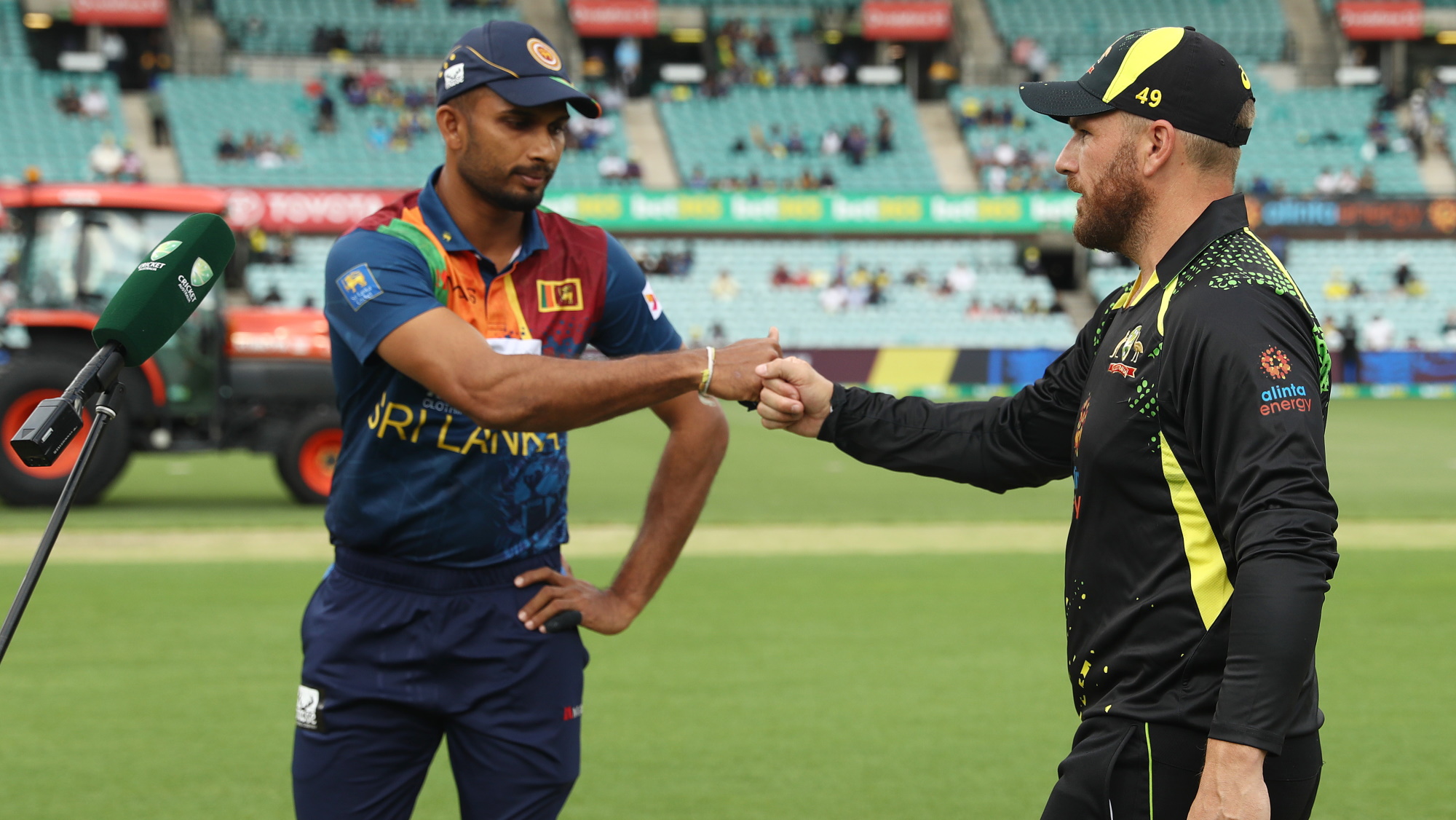 श्रीलंका क्रिकेट ने ऑस्ट्रेलिया के खिलाफ सीरीज के लिए चला ये दांव, इस दिग्गज को अपने साथ जोड़ा 1