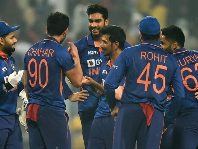वेस्ट इंडीज दौरे के लिए Team India के इन 3 खिलाड़ियों को सेलेक्टर्स ने कर दिया नजरअंदाज, दुध में से मक्खी की तरह निकाल कर फेंक दिया बाहर!
